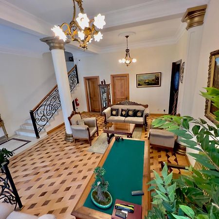 Luxor Gardens Hotel Batumi Ngoại thất bức ảnh