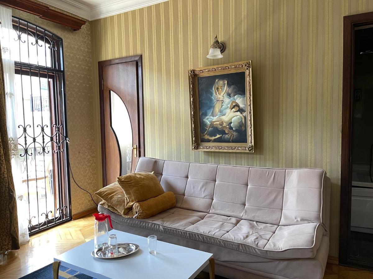Luxor Gardens Hotel Batumi Ngoại thất bức ảnh