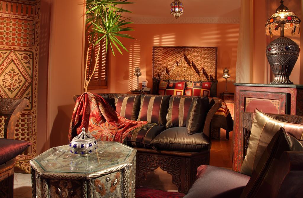 Luxor Gardens Hotel Batumi Ngoại thất bức ảnh