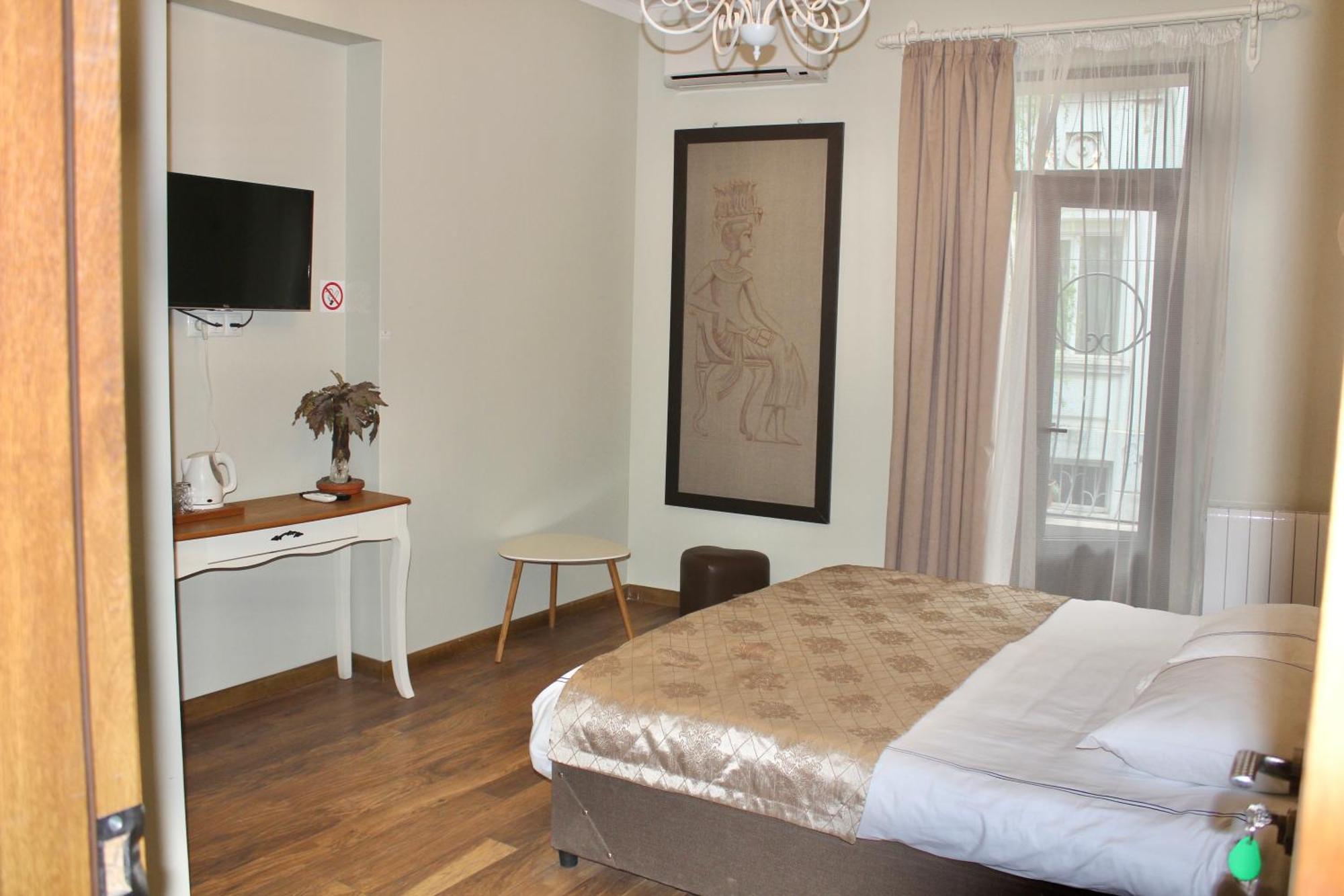Luxor Gardens Hotel Batumi Ngoại thất bức ảnh