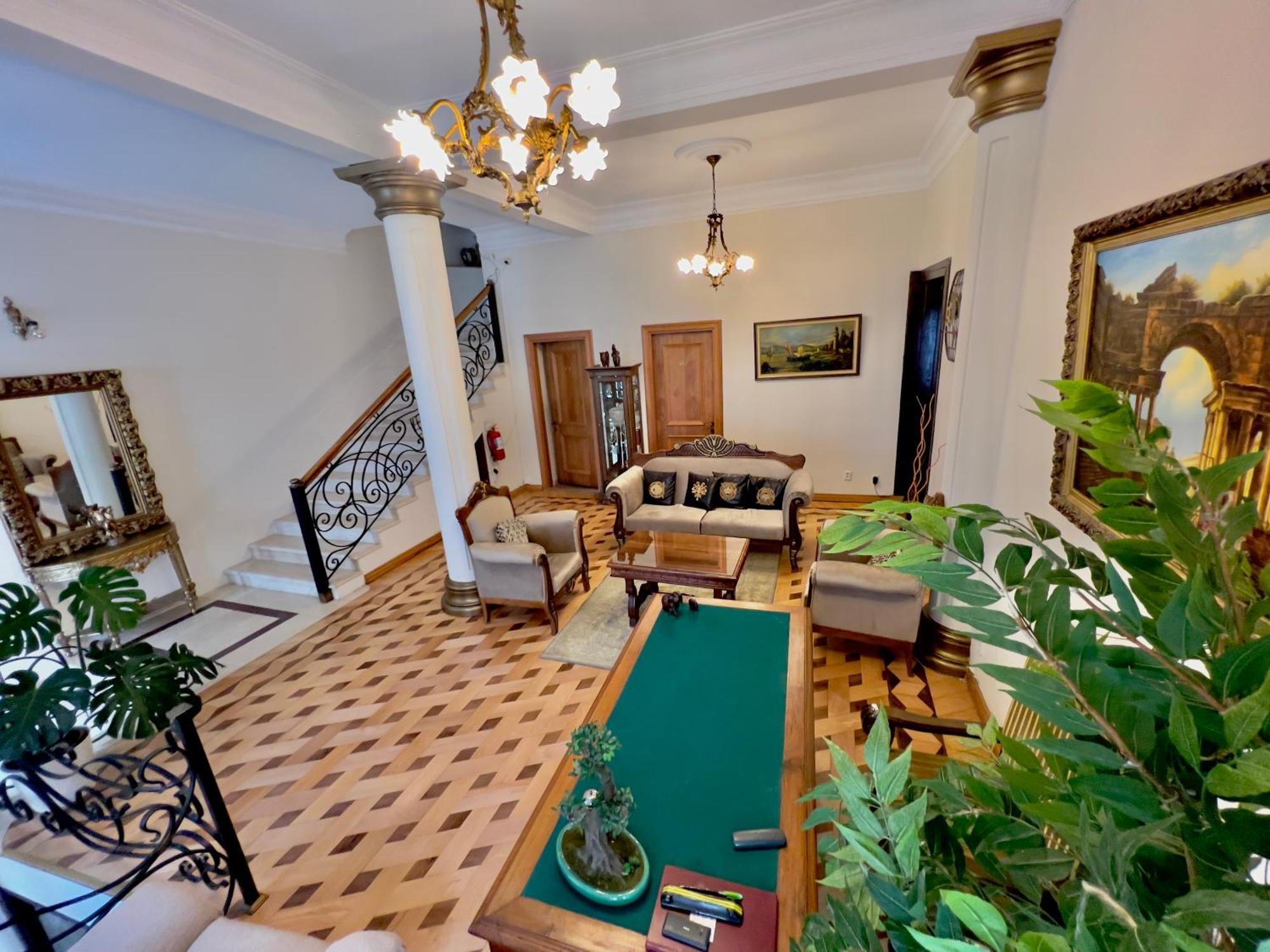 Luxor Gardens Hotel Batumi Ngoại thất bức ảnh