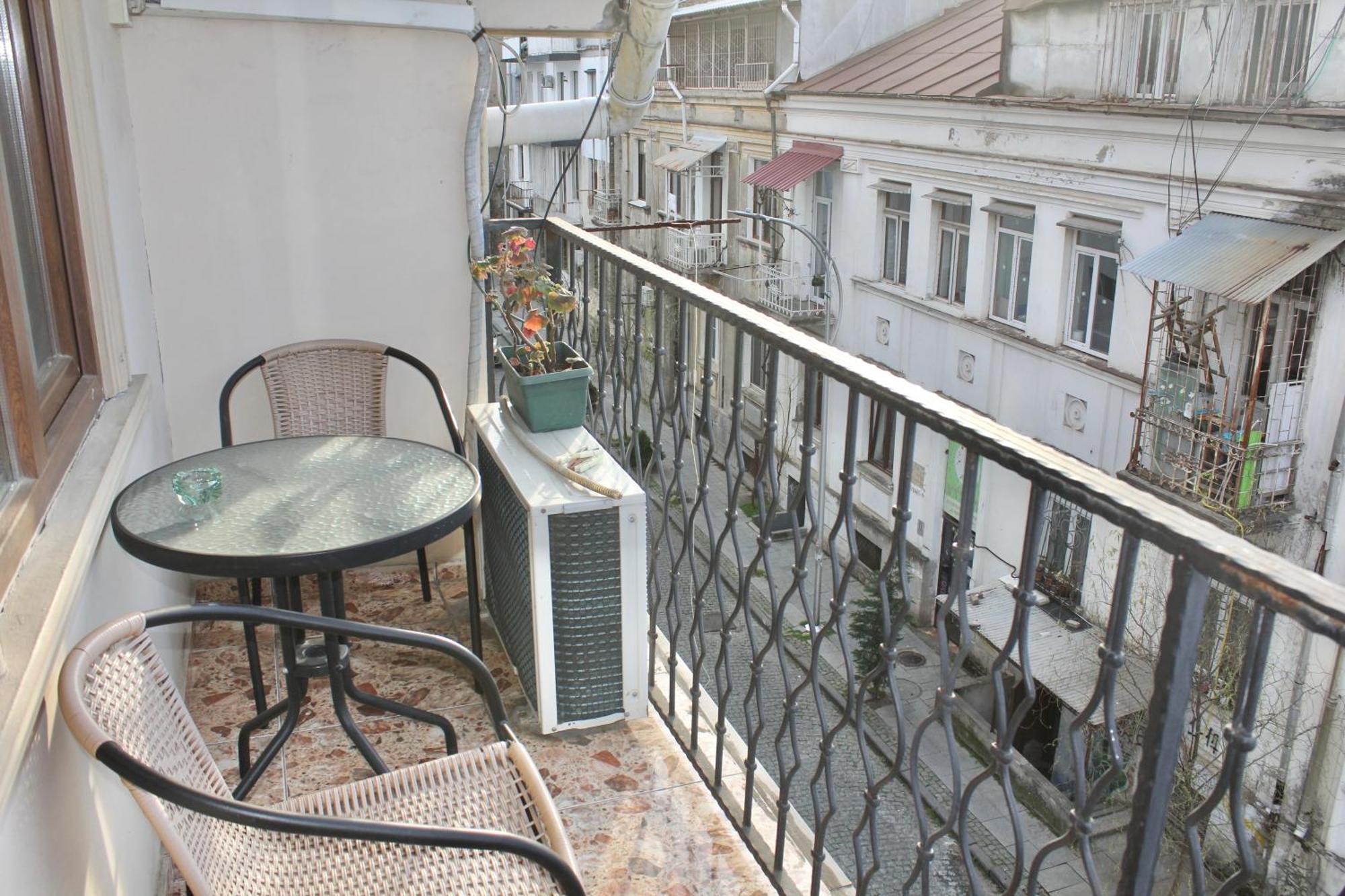 Luxor Gardens Hotel Batumi Phòng bức ảnh