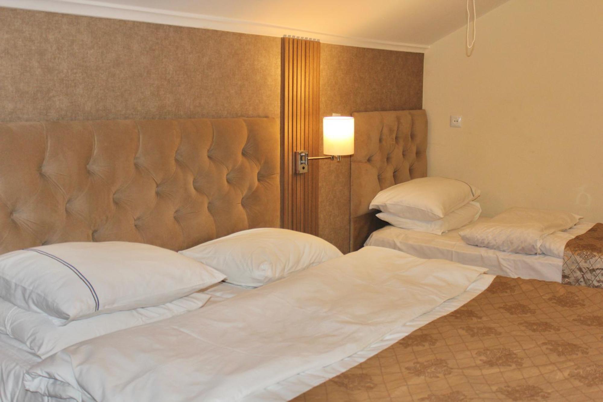Luxor Gardens Hotel Batumi Phòng bức ảnh