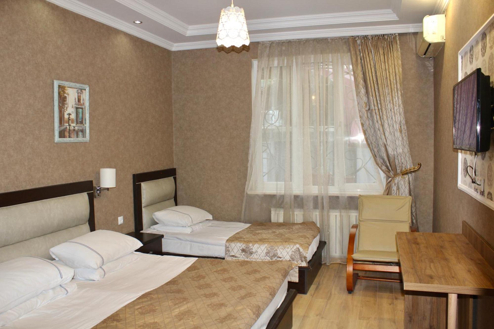 Luxor Gardens Hotel Batumi Ngoại thất bức ảnh
