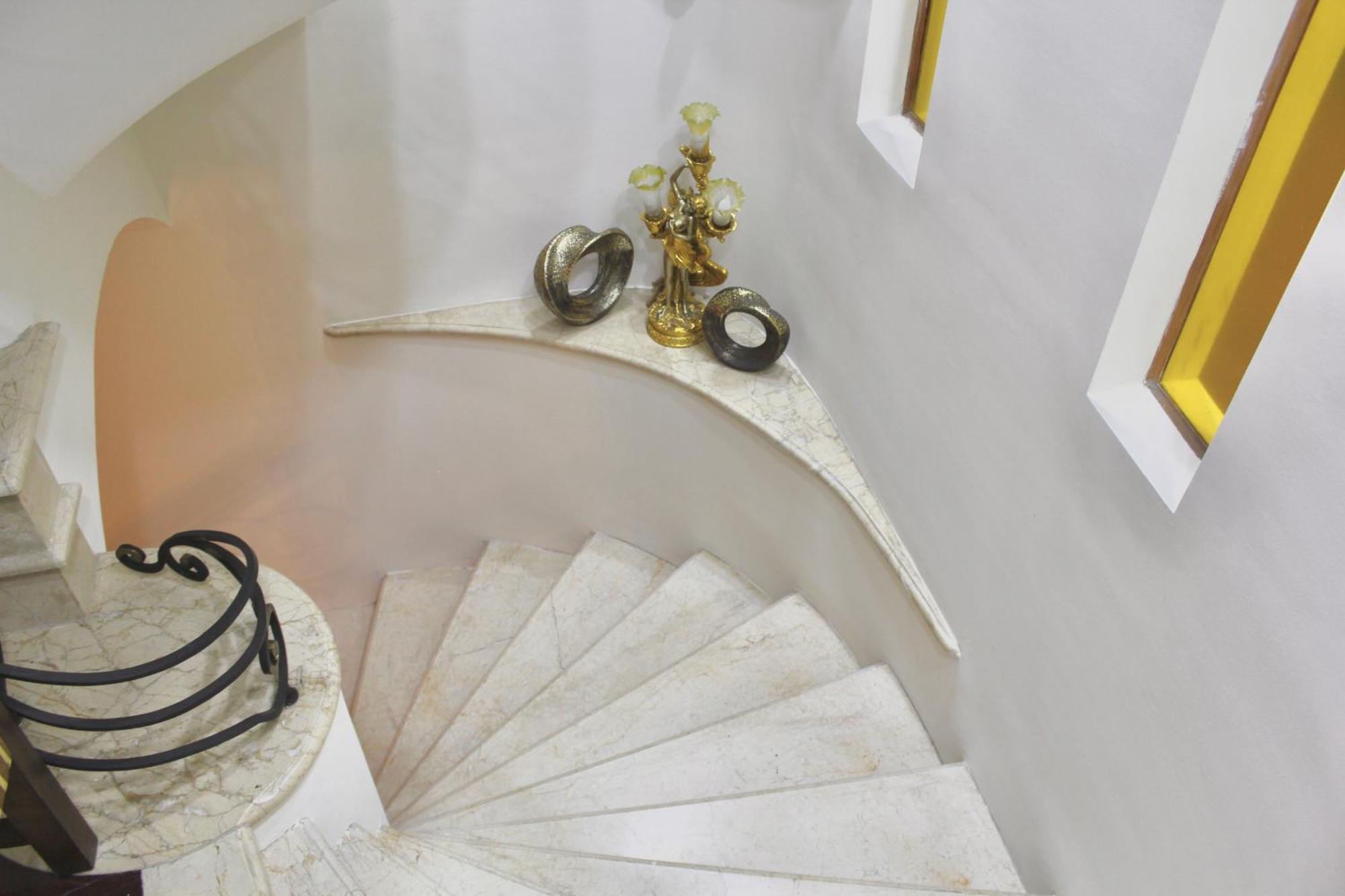 Luxor Gardens Hotel Batumi Ngoại thất bức ảnh
