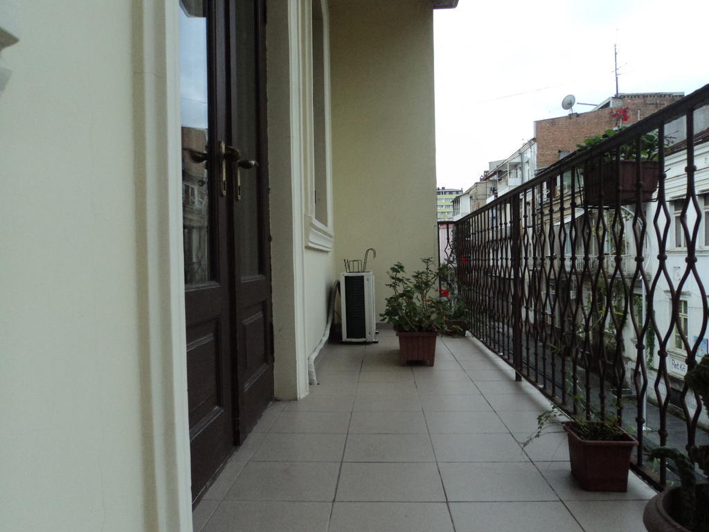 Luxor Gardens Hotel Batumi Ngoại thất bức ảnh