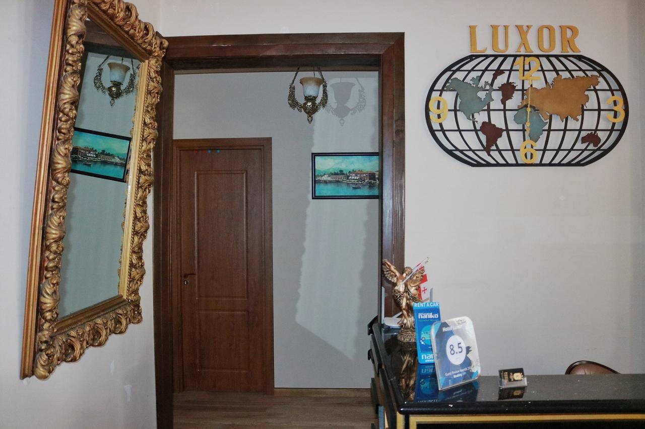 Luxor Gardens Hotel Batumi Ngoại thất bức ảnh